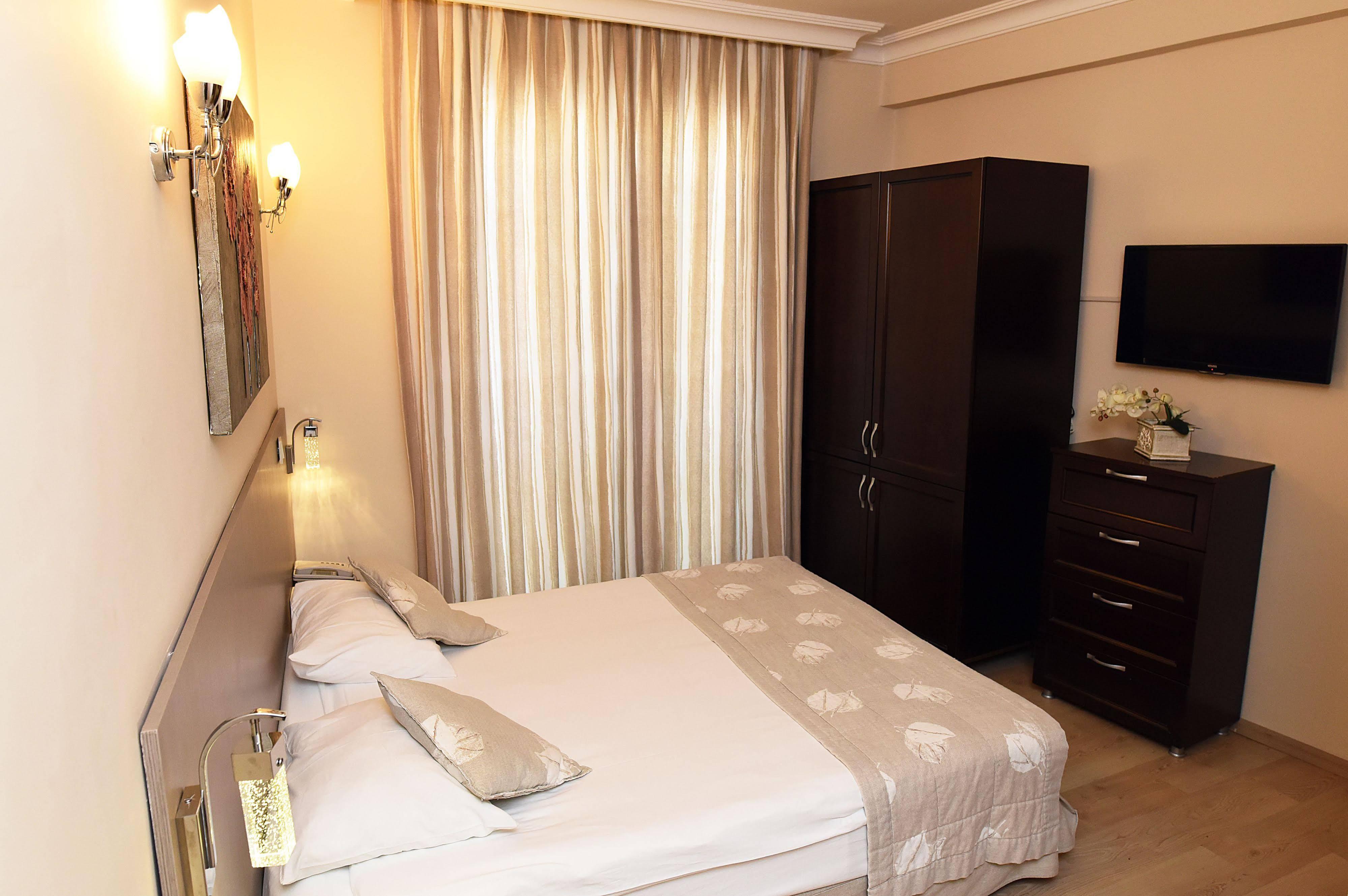 Marine House Boutique Hotel อดาลาร์ ภายนอก รูปภาพ