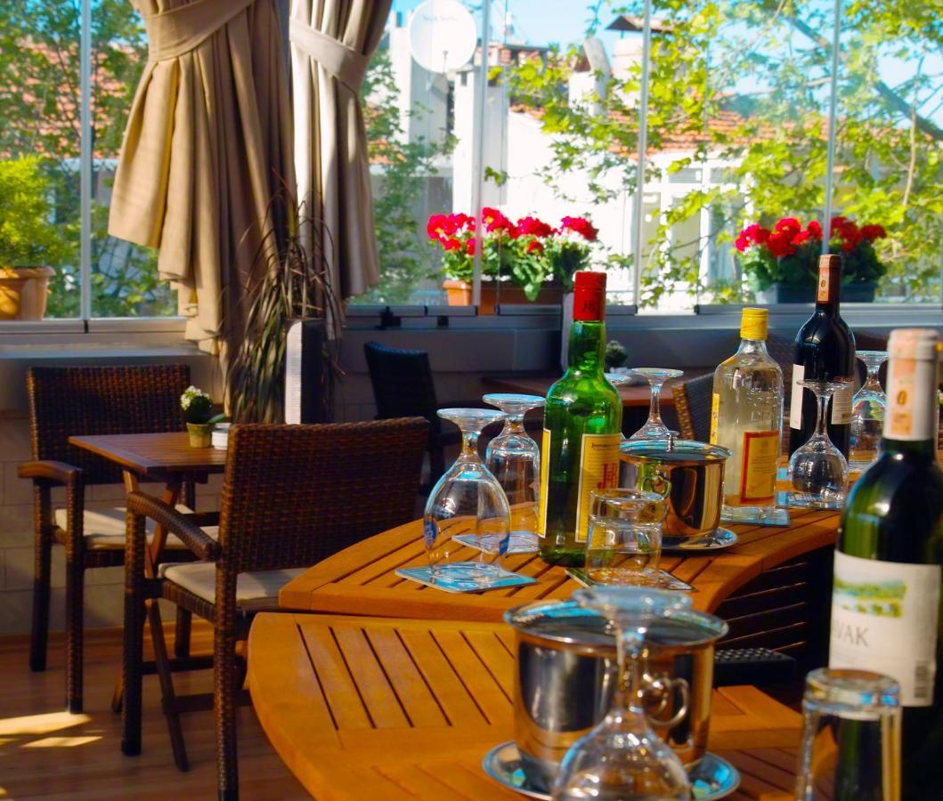 Marine House Boutique Hotel อดาลาร์ ภายนอก รูปภาพ