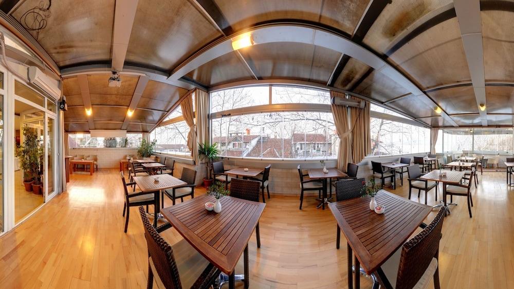 Marine House Boutique Hotel อดาลาร์ ภายนอก รูปภาพ