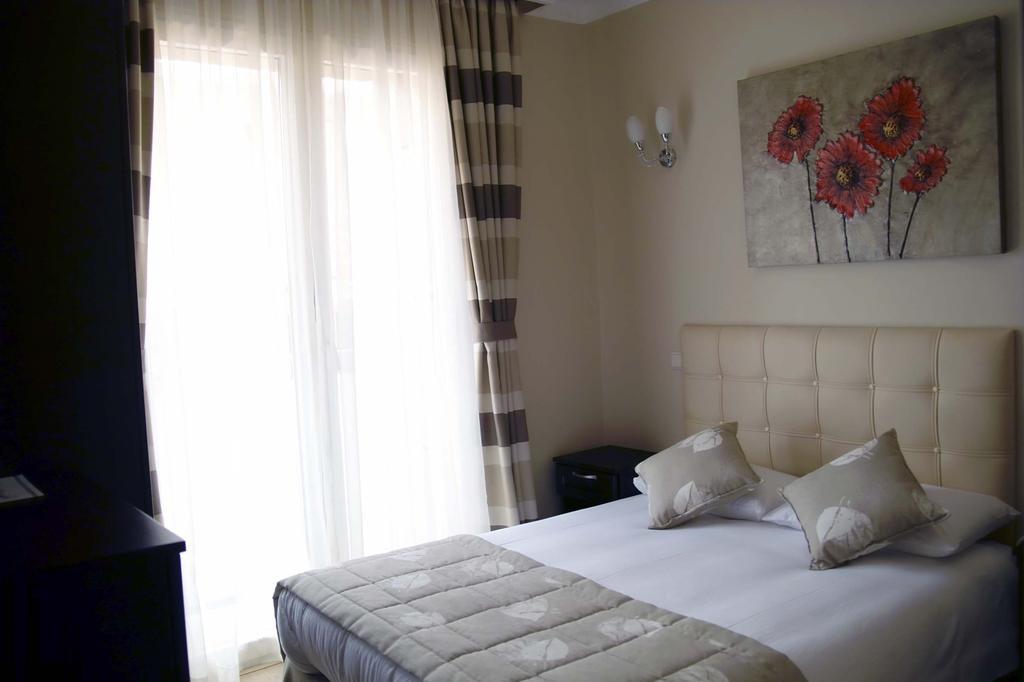 Marine House Boutique Hotel อดาลาร์ ภายนอก รูปภาพ